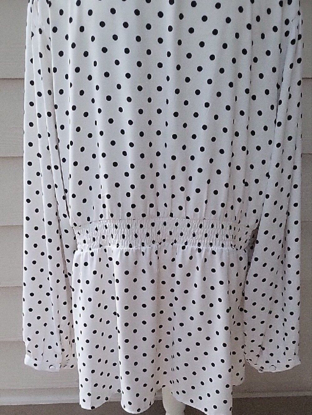 Torrid White Black Polka Dot Smocked Peplum Blouse Size 3 (3X) - Picture 10 of 16